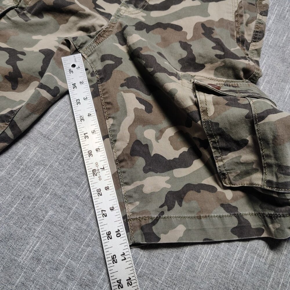 Urban Pipeline Camo Cargo Shorts Mens Size 30 Baggy Streetwear Y2K - Picture 5 of 12